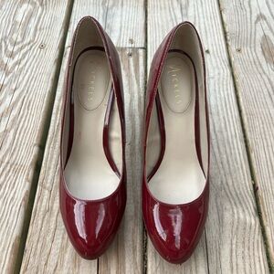 nickels | size 7.5 red heels | denny red rose heels